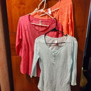3 women's long sleeve shirt